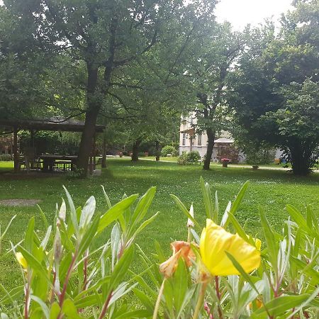Le Case Nel Bosco Vanzago Buitenkant foto