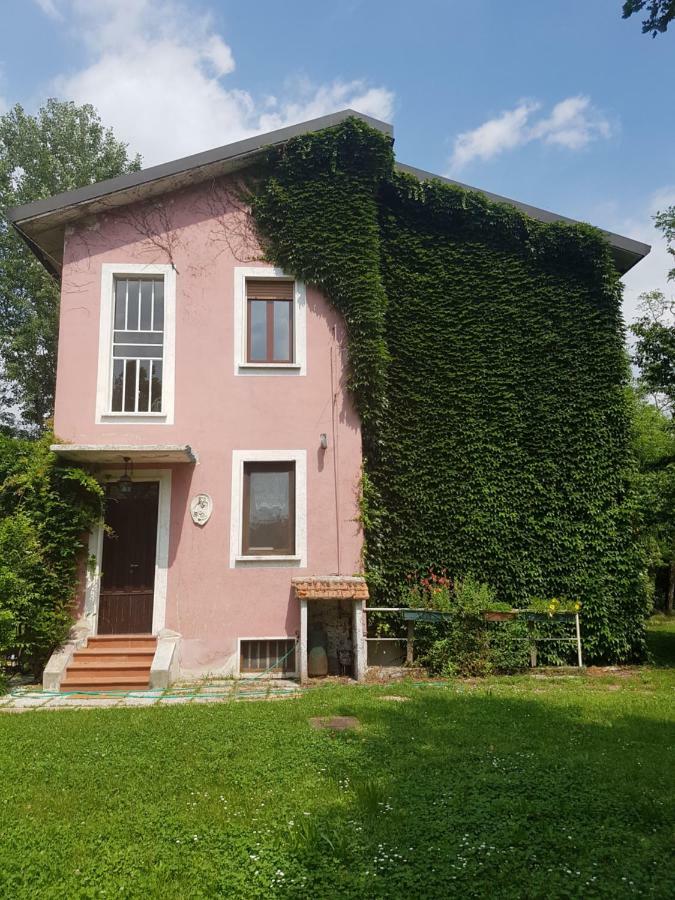Le Case Nel Bosco Vanzago Buitenkant foto